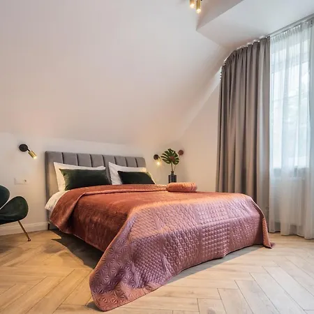 Smelynas Boutique & * Palanga
