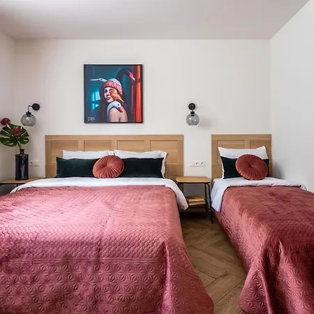 Smelynas Boutique & 公寓