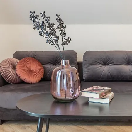 Smelynas Boutique & Apartment