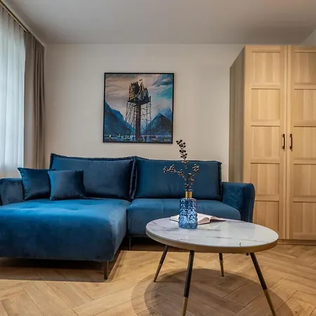 Smelynas Boutique & Apartment *