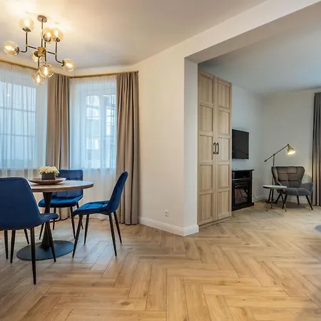 Apartament Smelynas Boutique & *