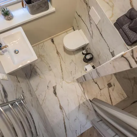 Smelynas Boutique & * Połąga