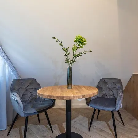 Smelynas Boutique & Apartment *