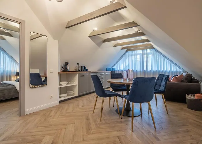 Smelynas Boutique & דירה *